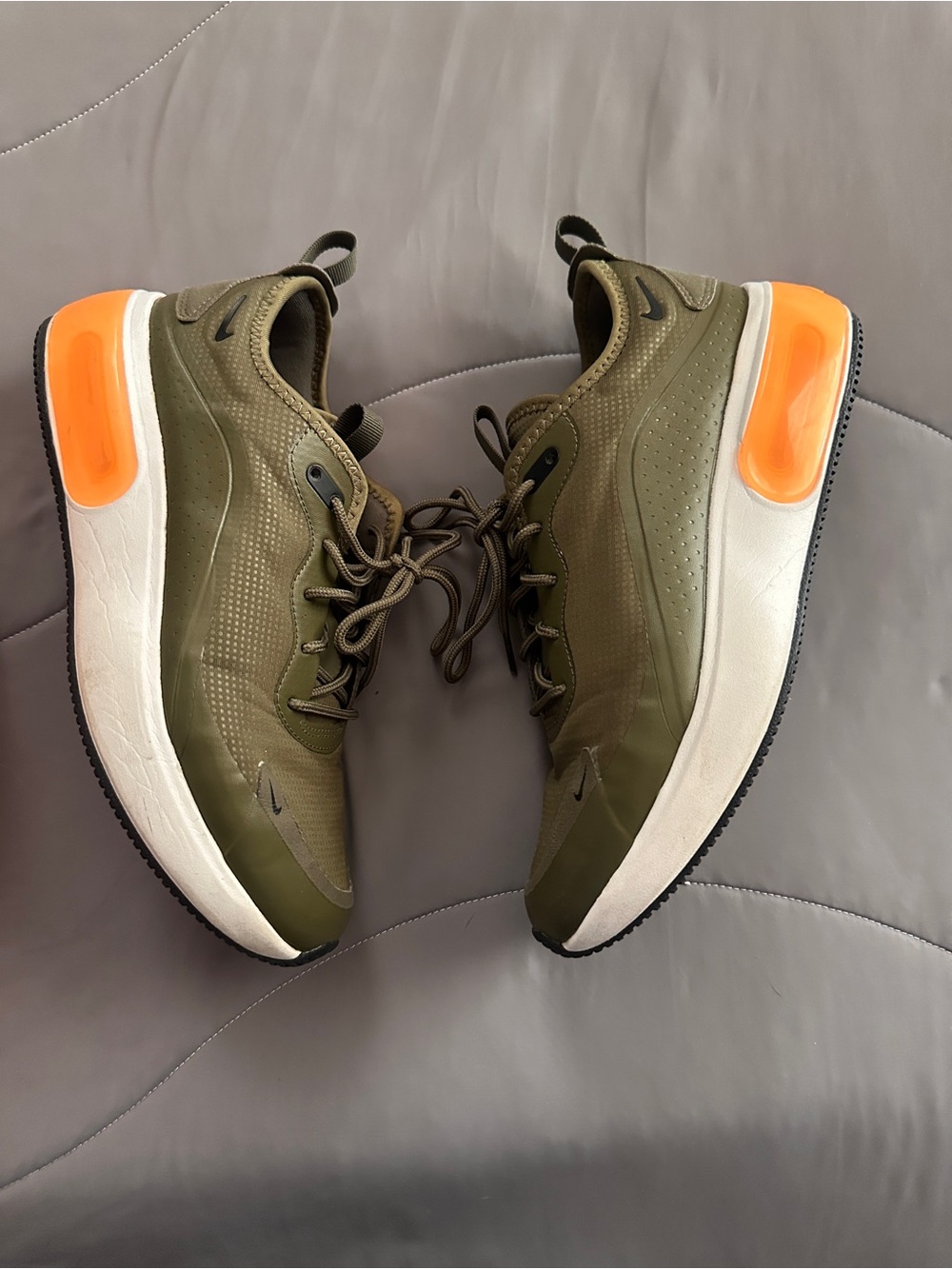 Nike Air Max Dia Olive Sneakers